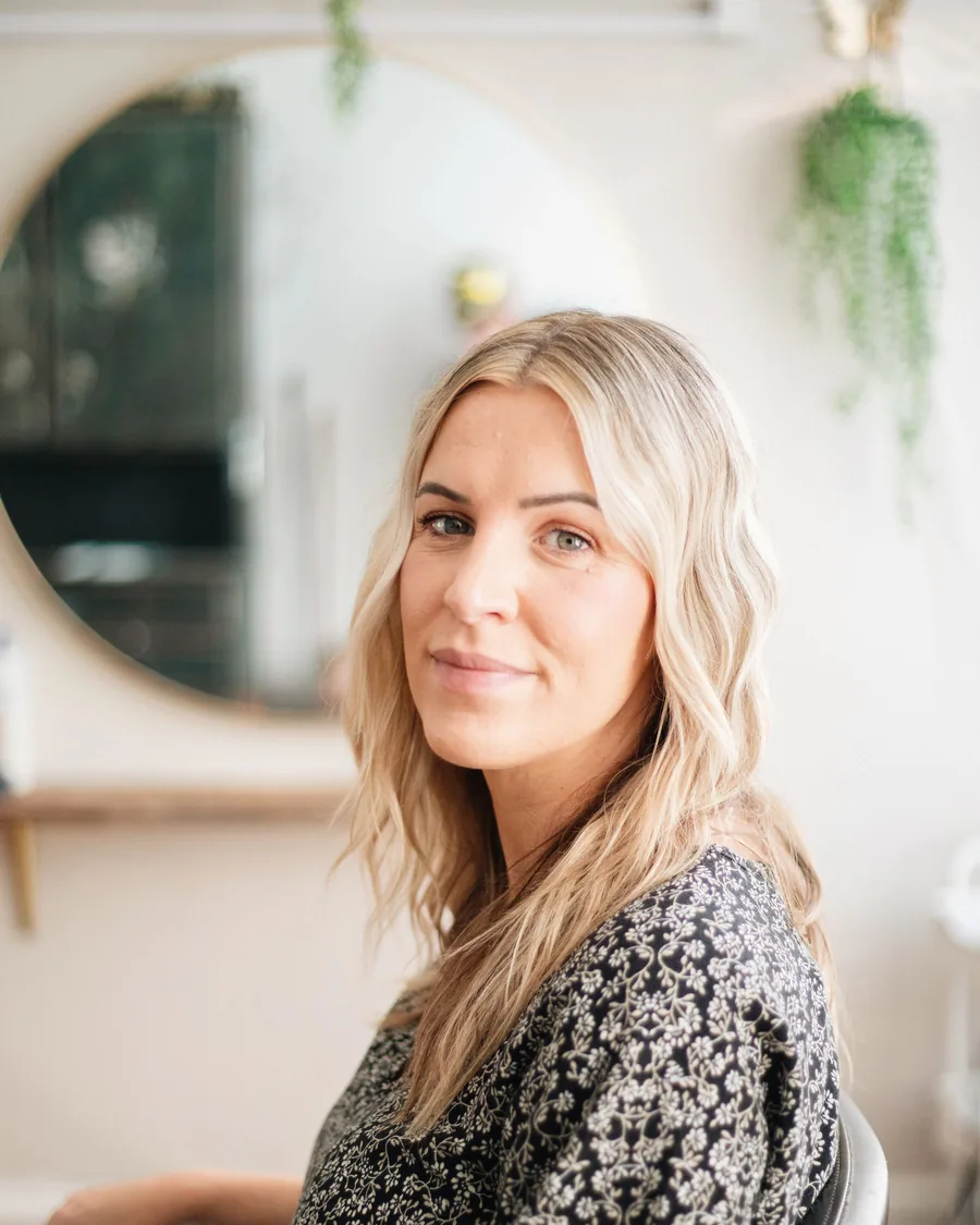 Tess, color specialist and co-owner of Sundrift
